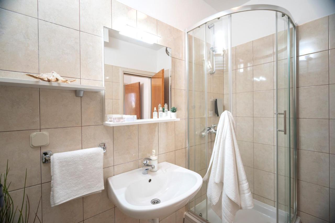 Novak Guesthouse - Zf Hvar Hvar Town Eksteriør bilde