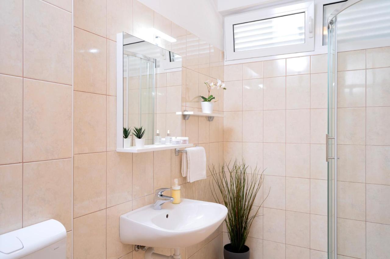 Novak Guesthouse - Zf Hvar Hvar Town Eksteriør bilde